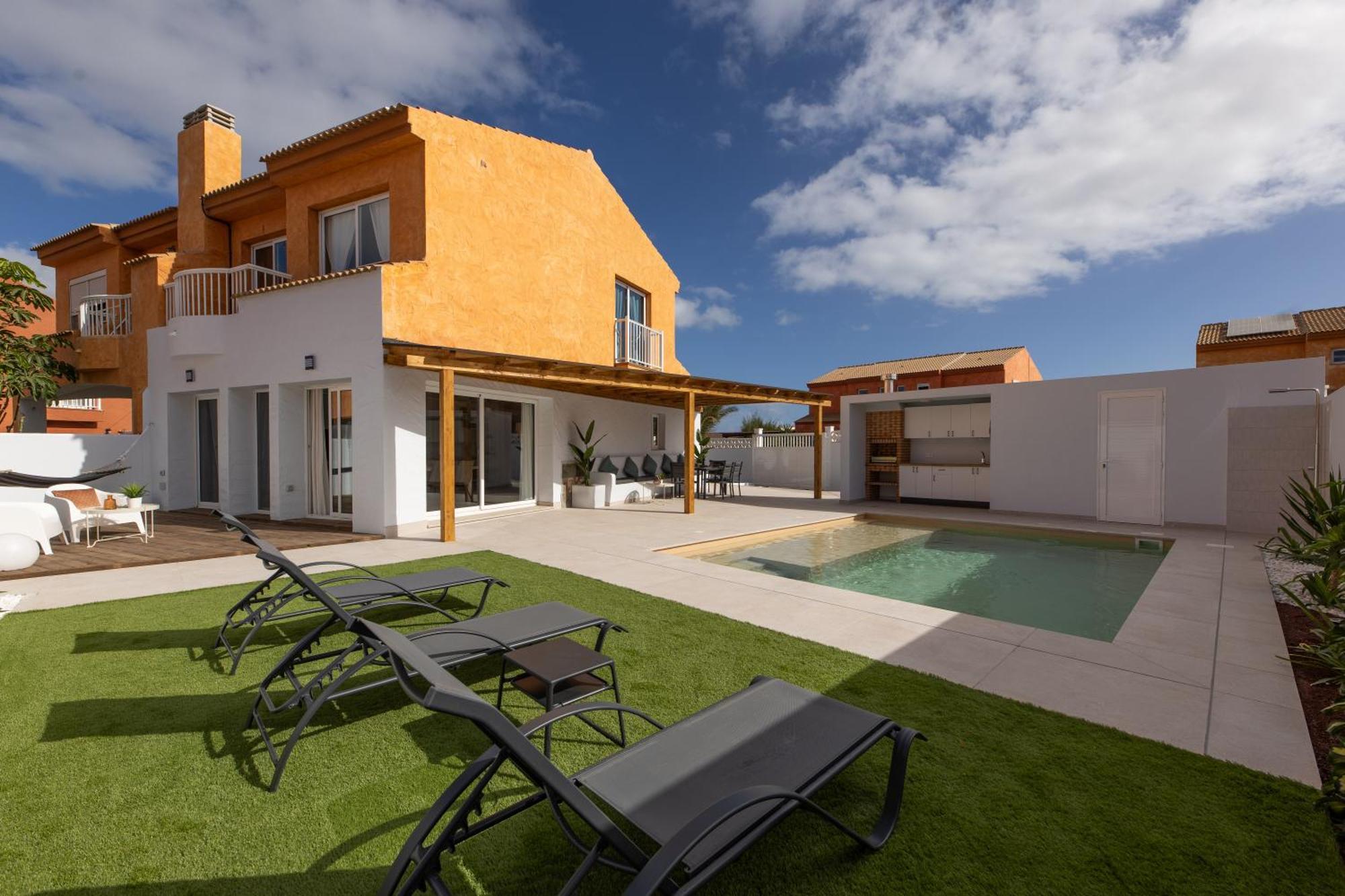Casa Nahia Villa คอร์ราเลโฮ ภายนอก รูปภาพ
