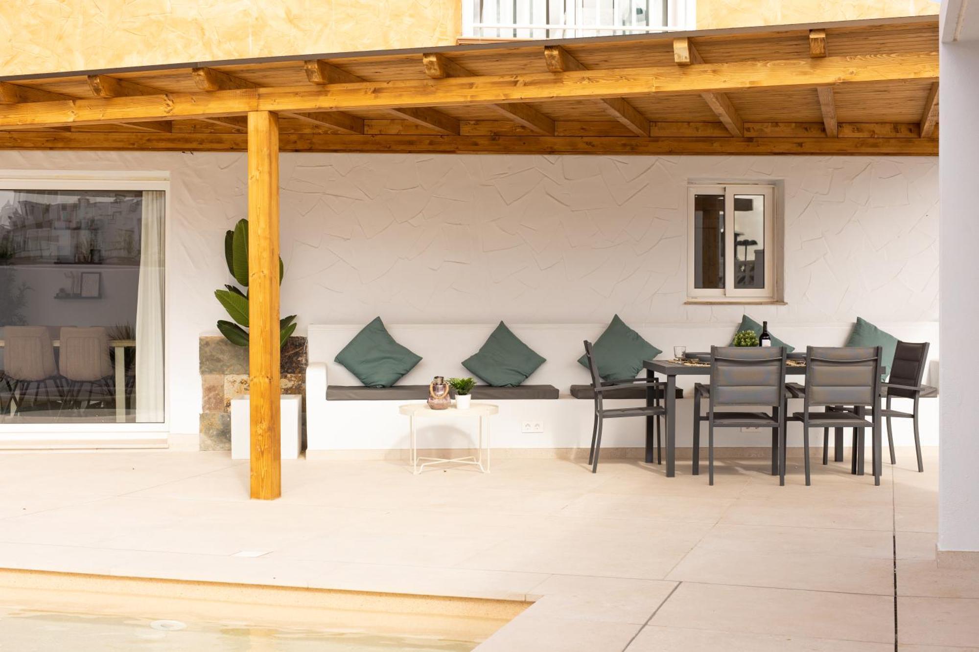 Casa Nahia Villa คอร์ราเลโฮ ภายนอก รูปภาพ